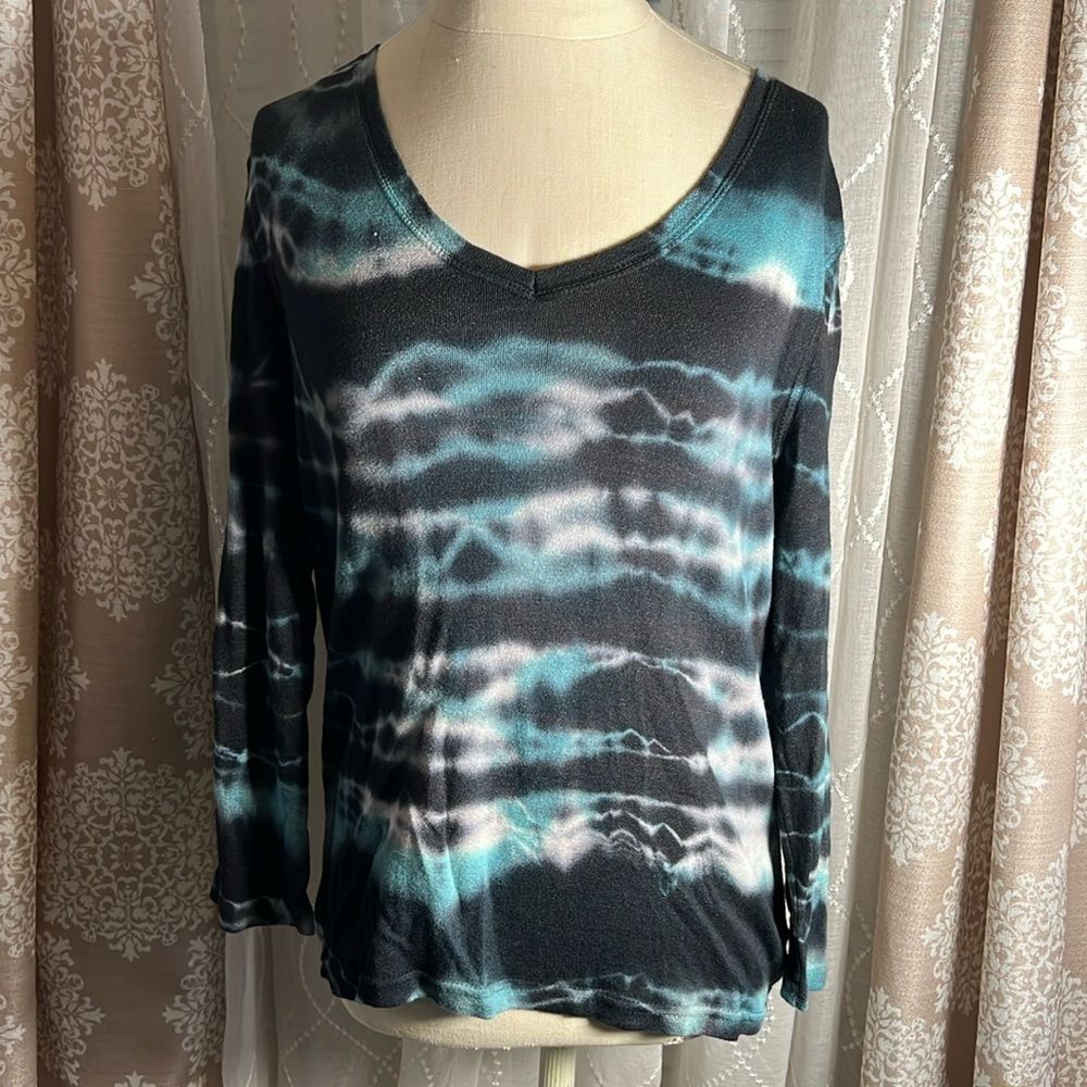 O.Y.B Multicolor Tie-Dye V-Neck Long Sleeve Top – Size 3